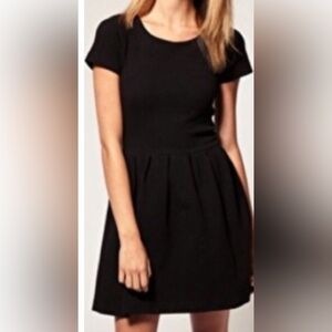 GANNI Scoop neck Textured Black Fit and Flare‎ Basketweave Dress Minimalist L